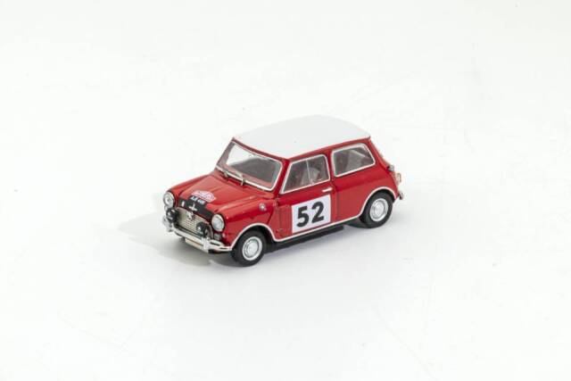 ゲインコーププロダクツ 1/64 (ダイキャスト製) Mini Cooper - (RHD)  -1965 Championship Car #52 レッド