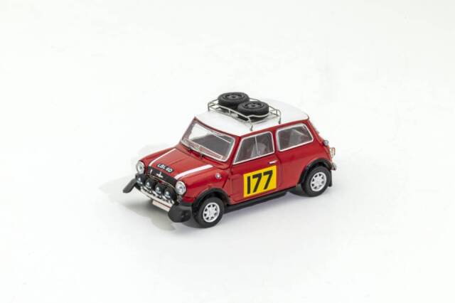1/64 ERTL ダイキャストモデル 4台セット 1/64 ERTL ダイキャストモデル 4台セット Ertl 1:64 Diecast