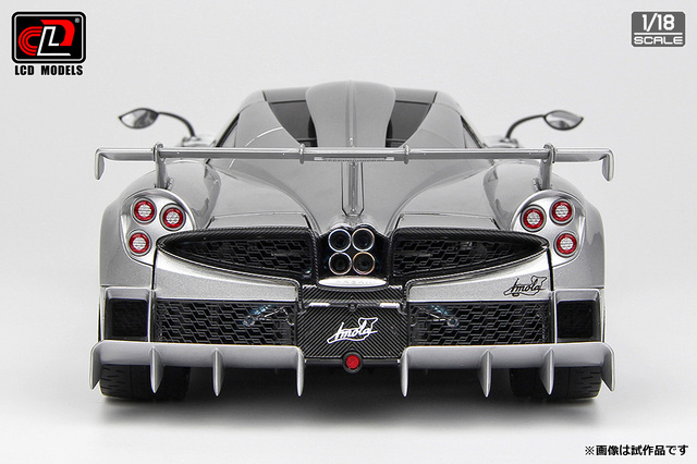 LCD MODELS 1/18 (ダイキャスト製) パガーニ イモラ シルバー