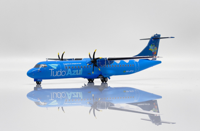 JC WINGS 1/200 (ダイキャスト製) ATR72-500 アズールブラジル航空 PP-PTU