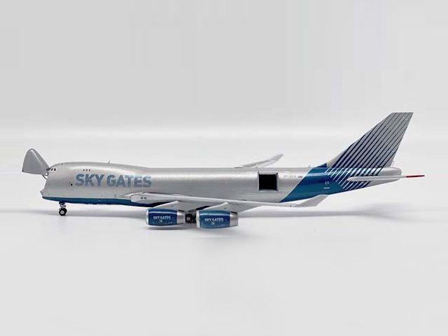 JC WINGS 1/400 (ダイキャスト製) 747-400F スカイ・ゲーツ航空 VP-BCH 開閉選択式