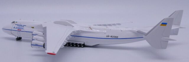 [予約]JC WINGS 1/400 (ダイキャスト製) An-225 Antonov "Blue Stripe" UR-82060 開閉選択式