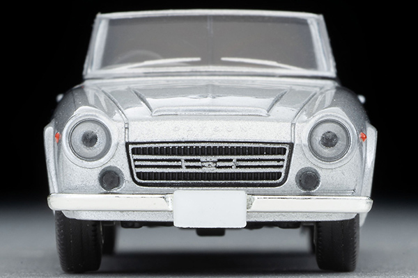 トミカリミテッドヴィンテージ 1/64 (ダイキャスト製) ダットサン