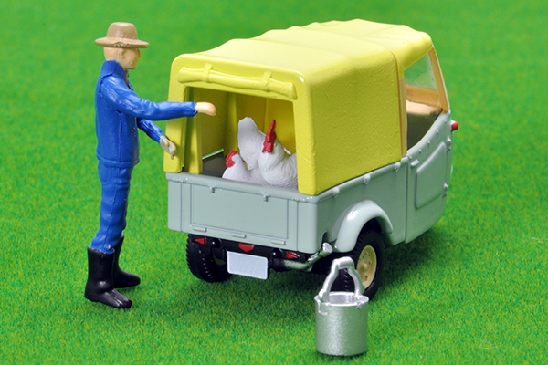 トミカリミテッドヴィンテージ 1/64 ダイハツ ミゼット（黄緑