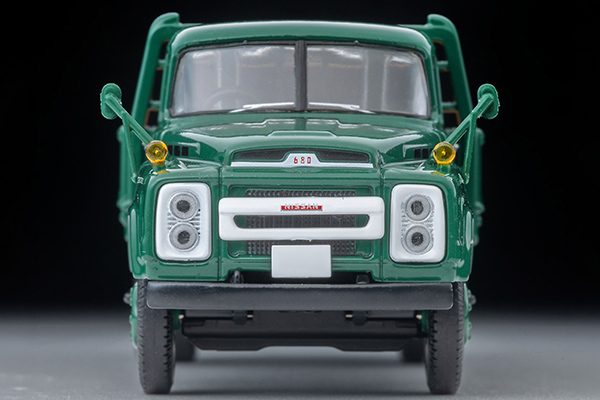 トミカリミテッドヴィンテージ 1/64 (ダイキャスト製) 日産 680型