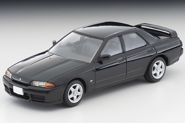 トミカリミテッドヴィンテージネオ 1/64 日産スカイライン 4ドア 