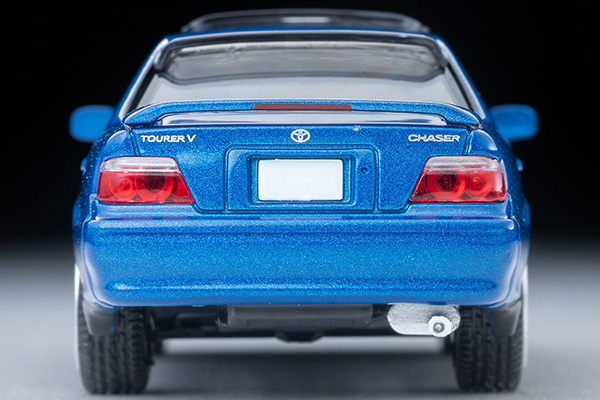 トミカリミテッドヴィンテージネオ 1/64 (ダイキャスト製) トヨタ