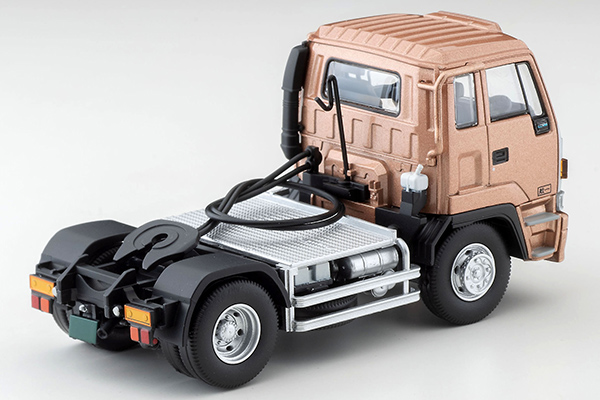 トミカリミテッドヴィンテージネオ 1/64 いすゞ810EX カートランス 
