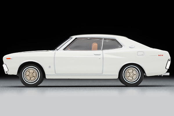 トミカリミテッドヴィンテージネオ 1/64 日産ローレル ハードトップ 2000SGX（白）