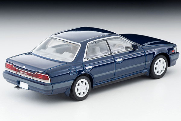 トミカリミテッドヴィンテージネオ 1/64 日産ローレル メダリスト（紺 