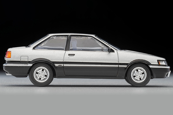 トミカリミテッドヴィンテージネオ 1/64 トヨタ カローラレビン