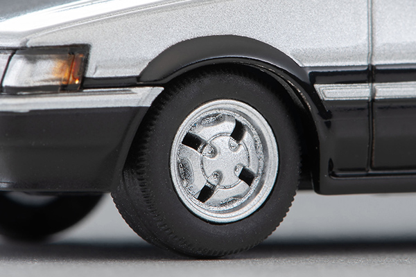 トミカリミテッドヴィンテージネオ 1/64 トヨタ カローラレビン 2ドア