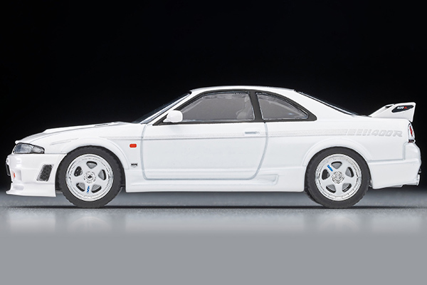 トミカリミテッドヴィンテージネオ 1/64 (ダイキャスト製) NISMO 400R