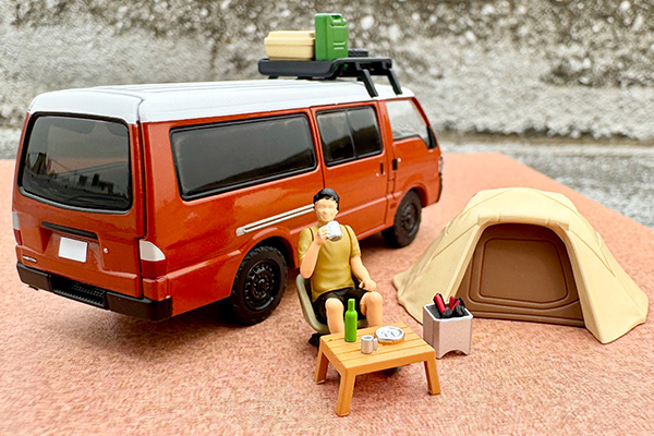 トミカリミテッドヴィンテージネオ 1/64 (ダイキャスト製) マツダ