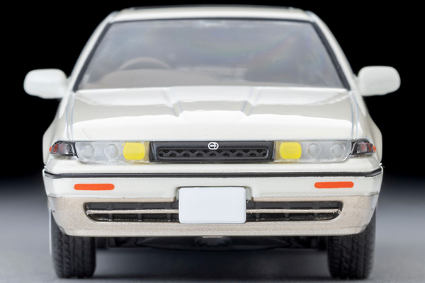 トミカリミテッドヴィンテージネオ 1/64 (ダイキャスト製) 日産