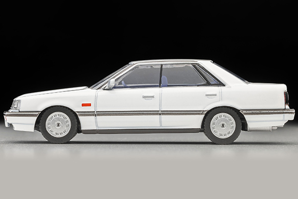 トミカリミテッドヴィンテージネオ 1/64 (ダイキャスト製) 日産