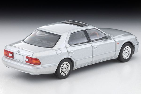 トミカリミテッドヴィンテージネオ 1/64 (ダイキャスト製) トヨタ