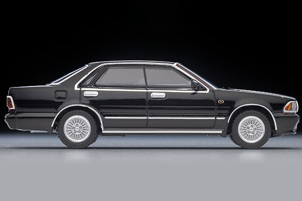 トミカリミテッドヴィンテージネオ 1/64 (ダイキャスト製) 日産