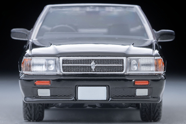 トミカリミテッドヴィンテージネオ 1/64 (ダイキャスト製) 日産