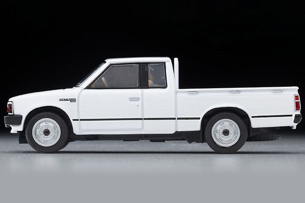 トミカリミテッドヴィンテージネオ 1/64 (ダイキャスト製) ダットサン