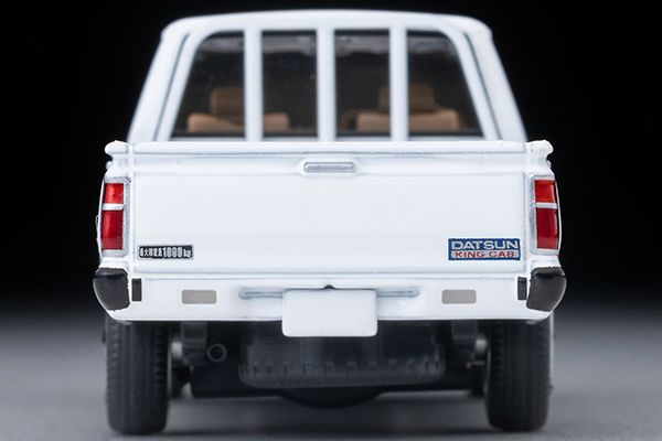 トミカリミテッドヴィンテージネオ 1/64 (ダイキャスト製) ダットサン
