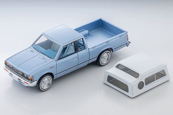 トミカリミテッドヴィンテージネオ 1/64 (ダイキャスト製) ニッサン