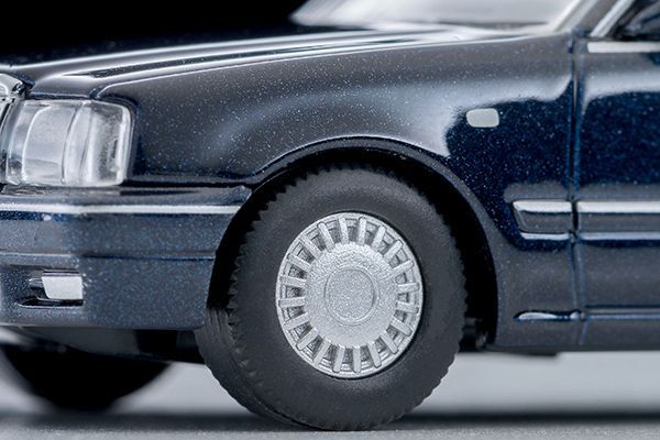 トミカリミテッドヴィンテージネオ 1/64 (ダイキャスト製) トヨタ