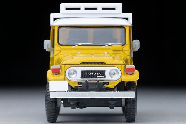 トミカリミテッドヴィンテージネオ 1/64 (ダイキャスト製) トヨタ