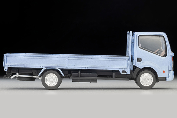 トミカリミテッドヴィンテージネオ 1/64 (ダイキャスト製) 日産