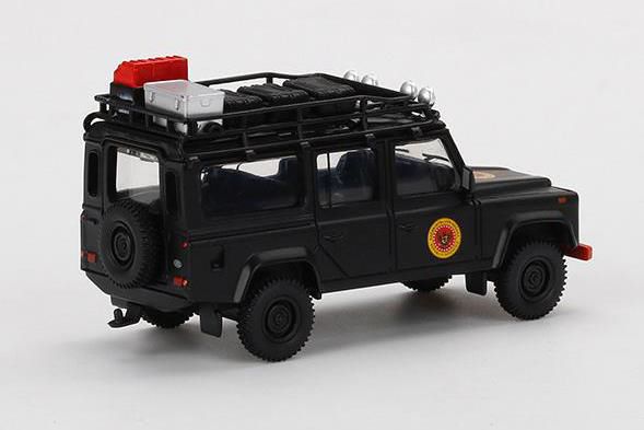 4R-551 Master 1/64 ランドローバー Defender 110 Master 1/64 Land Rover Defender 110 4x4 (Gulf Silver
