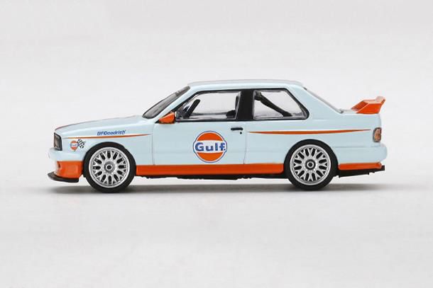 【限定】MINIGT BMW M3 トイザらスオリジナル 限定】MINIGT BMW M3 トイザらスオリジナル
