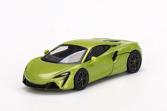 MINI GT 1/64 マクラーレン アルトゥーラ フラックスグリーン(右ハンドル)