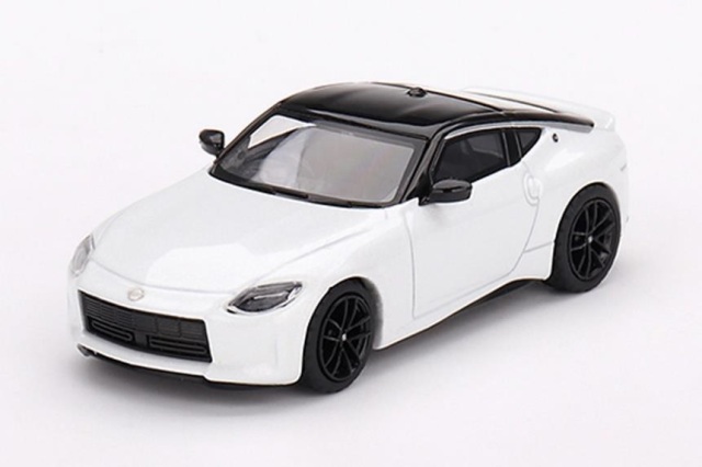 MINI GT 1/64 Nissan フェアレディ Z 2023 エベレストホワイト(右ハンドル)