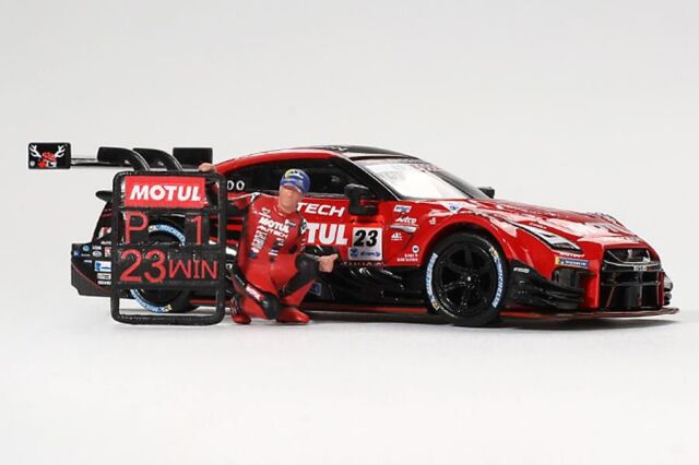 MINI GT 1/64 (ダイキャスト製) Nissan GT-R Nismo GT500 NISMO SUPER GTシリーズ 2021 R3.Suzuka優勝車 #23 "MOTUL AUTECH GT-R" 松田次生コレクションw/ 松田次生氏フィギュア(左ハンドル)