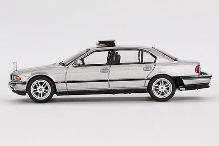 予約]MINI GT 1/64 BMW 750IL「トゥモロー・ネバー・ダイ」(1998