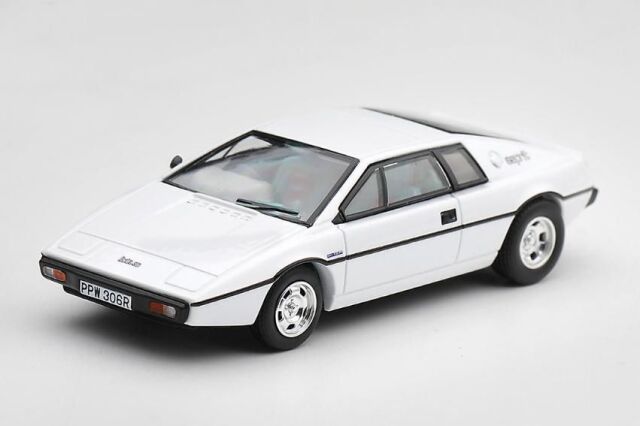 [予約]MINI GT 1/64 (ダイキャスト製) ロータス エスプリ S1 「私を愛したスパイ」 イタリア語版パッケージ(右ハンドル)