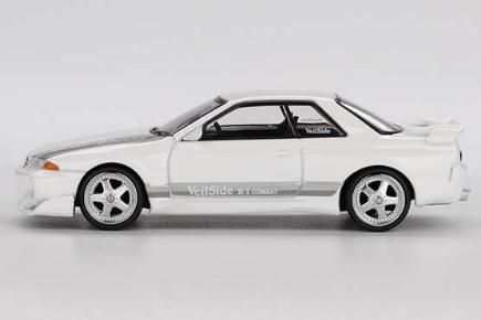 MINI GT 1/64 (ダイキャスト製) Nissan スカイライン GT-R R32