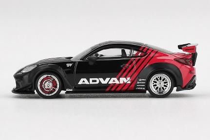 MINI GT 1/64 (ダイキャスト製) Toyota GR86 LB☆Nation Advan(右ハンドル)