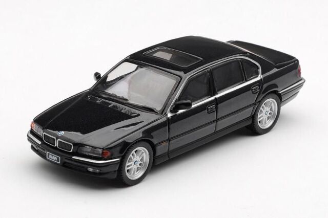 [予約]MINI GT 1/64 (ダイキャスト製) BMW 750IL ブラックサファイア(左ハンドル) ※ブリスタータイプ