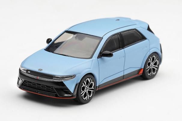[予約]MINI GT 1/64 (ダイキャスト製) Hyundai アイオニック 5N パフォーマンス ブルーマット(左ハンドル) 韓国限定