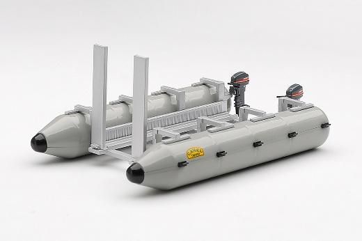 [予約]MINI GT 1/64 (プラスチック製) キャメルトロフィー Pontoon Raft