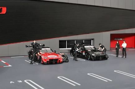 MINI GT 1/64 (ダイキャスト製) フィギュア NISMOテクニシャンチーム