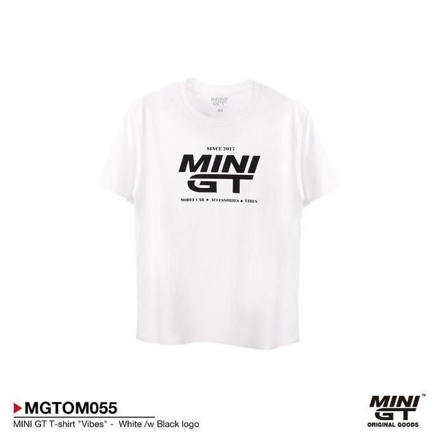 MINI GT Vibes ホワイト w/ ブラックロゴ Tシャツ