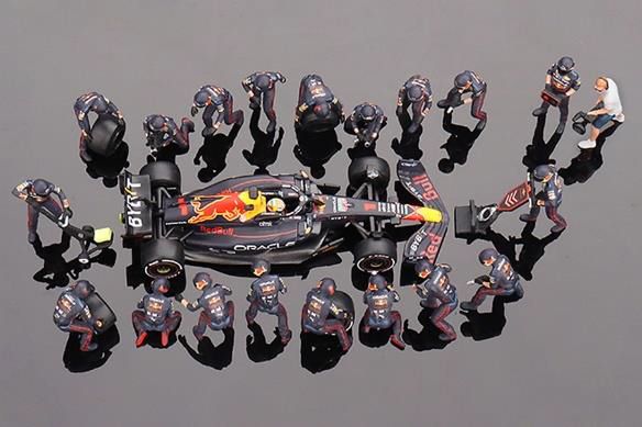 MINI GT 1/64 オラクル レッドブル レーシング RB18 2022 優勝車 #1 