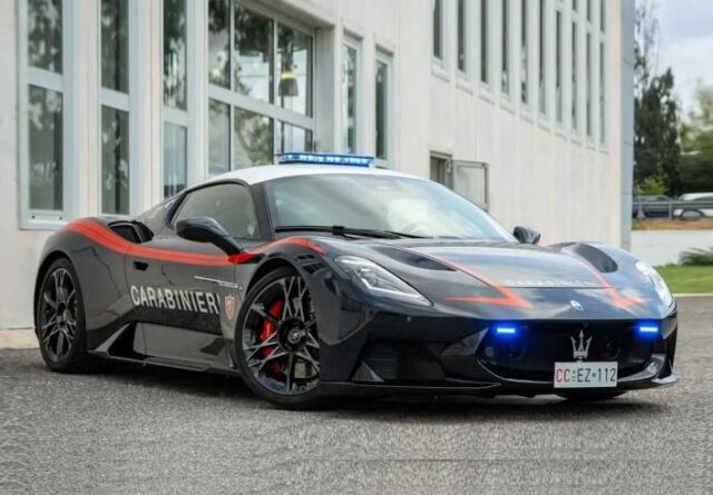 [予約]BBR MODELS 1/18 (レジン製) Maserati MCPura Carabinieri ※ケース無