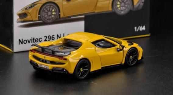 PEAKO(ピーコ) 1/64 (ダイキャスト製) Novitec 296 N-Largo ジャッロ