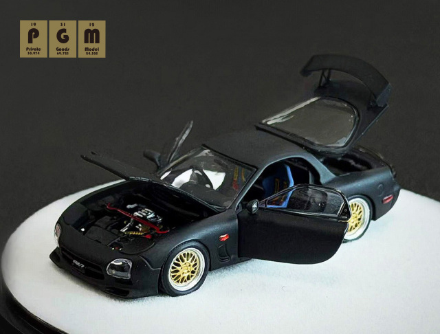 PGM 1/64 (ダイキャスト製) Mazda RX-7 Matte Black-Rotating display