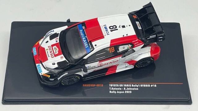 ixo (イクソ) × ＫＢモデル 1/43 トヨタ GR ヤリス Rally1 2023年ラリージャパン #18 T.Katsuta ※日本限定品