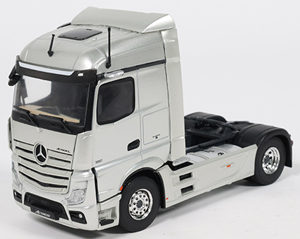 [予約]SOLIDO(ソリド) 1/43 (ダイキャスト製) メルセデス ベンツ アクトロス L 2024 (シルバー)