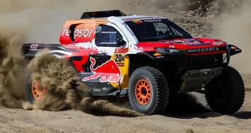 [予約]Spark(スパーク) 1/43 (レジン製) Toyota Hilux GR No.204 8th Dakar Rally 2026 T.Price／A.Monleon